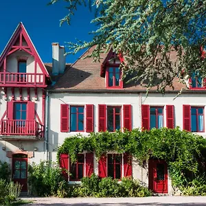 Au Puy Des Verites Lapalisse